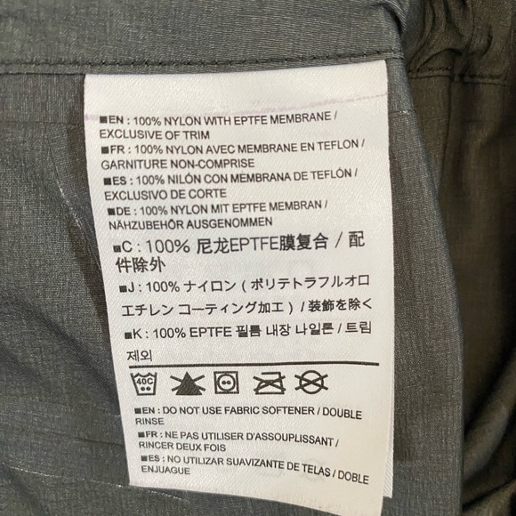 Arc’teryx BNWOT Women’s Bibs 💜🖤 - Picture 9 of 12